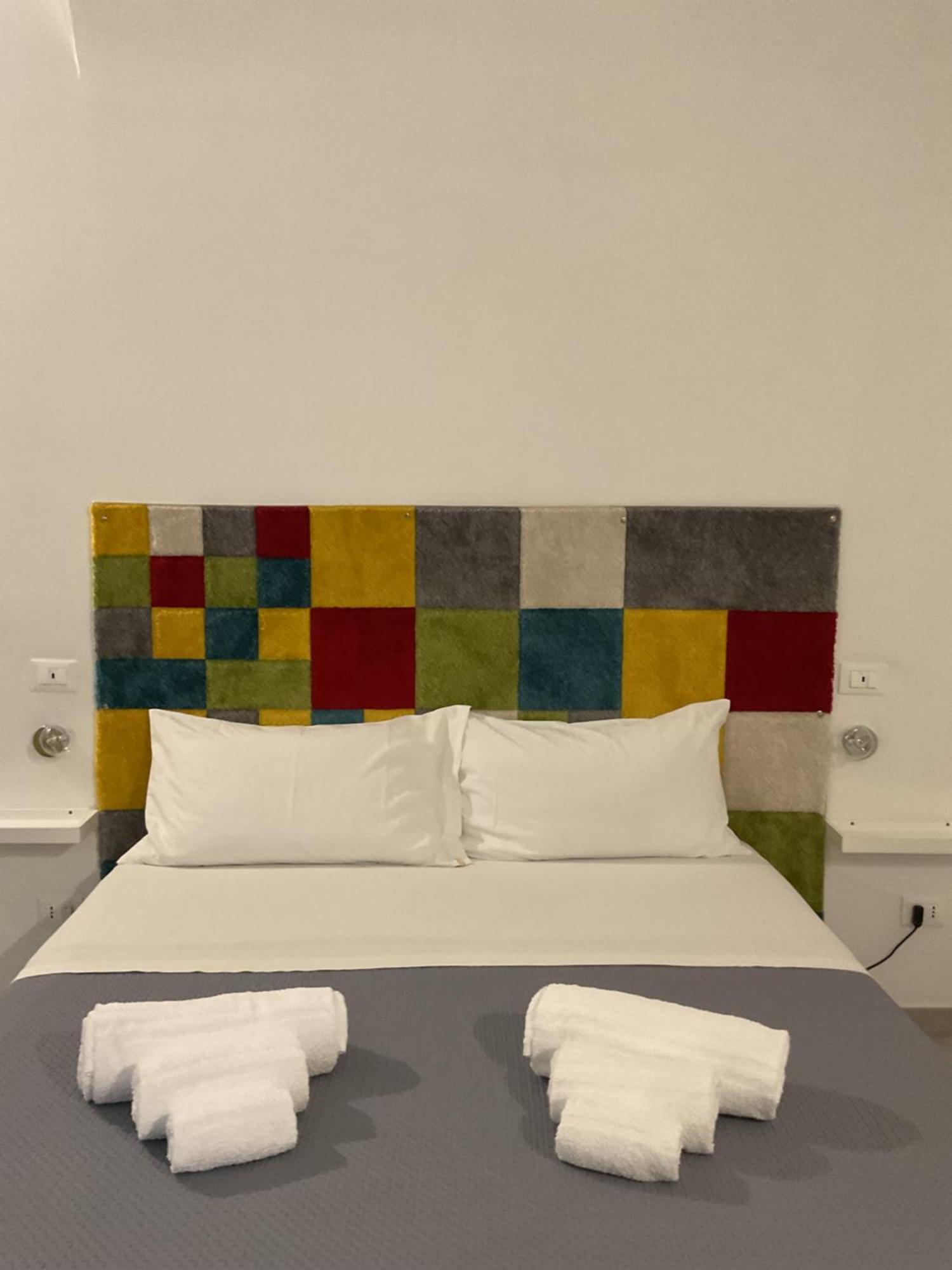 Rossaroll Holiday Houses Noto Bagian luar foto